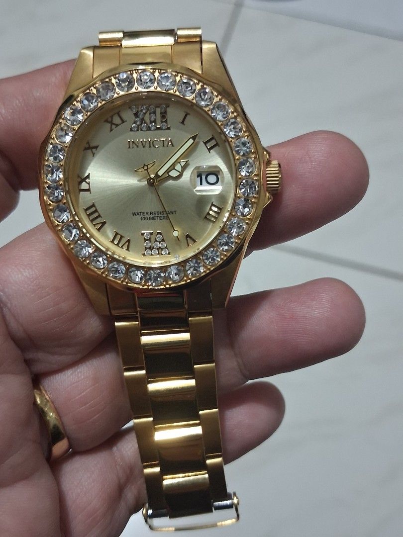 Invicta Pro Diver Model 15252 Ladies Watch (Category: Women's Watches) located in Las Pinas. Submitted by chariepadilla (Listing ID 1467021617, Image 1). Description: .
