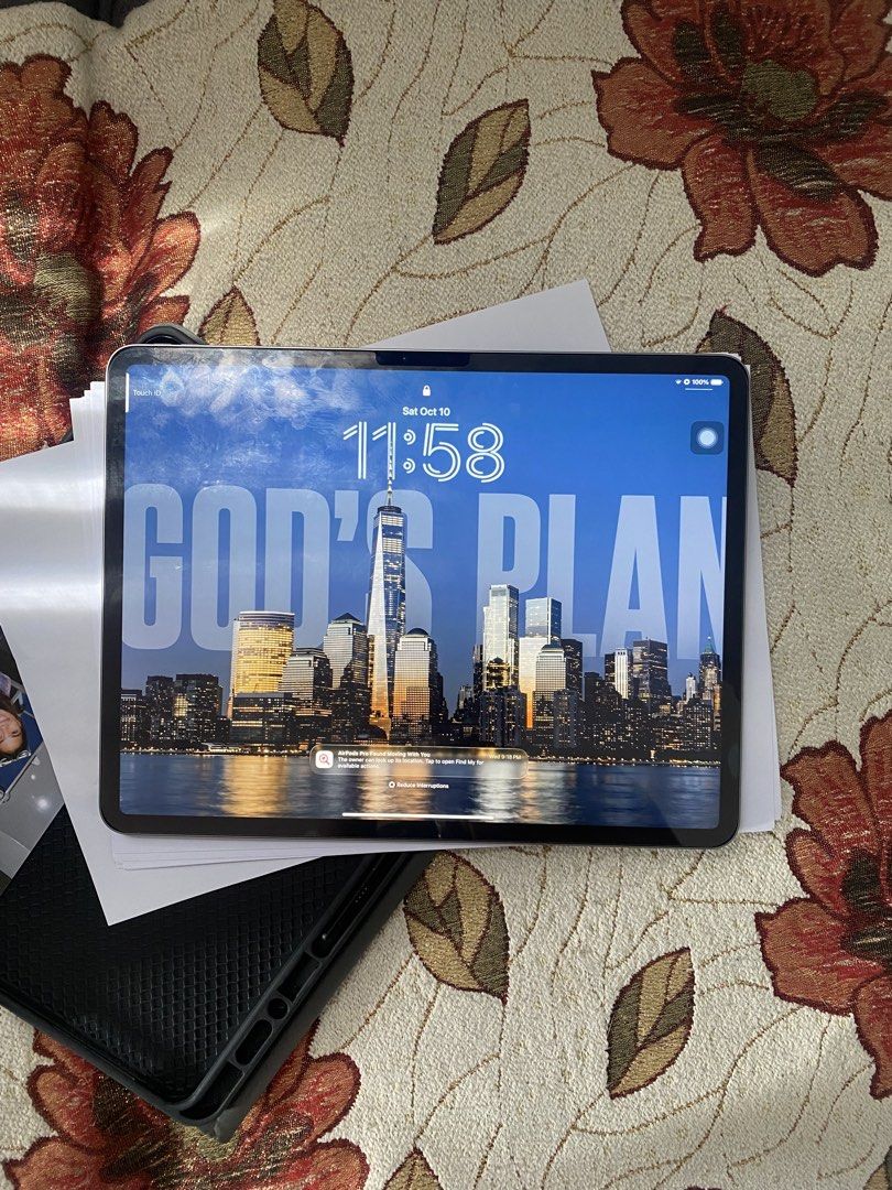 Ipad Air 13 inch (Category: iPad) located in Navotas City. Submitted by sheriesrosales6771 (Listing ID 1467005395, Image 2). Description: Swap to 11 inch (pro or air) add payment na lang po please, pm for more info po Meet up near around quezon city .