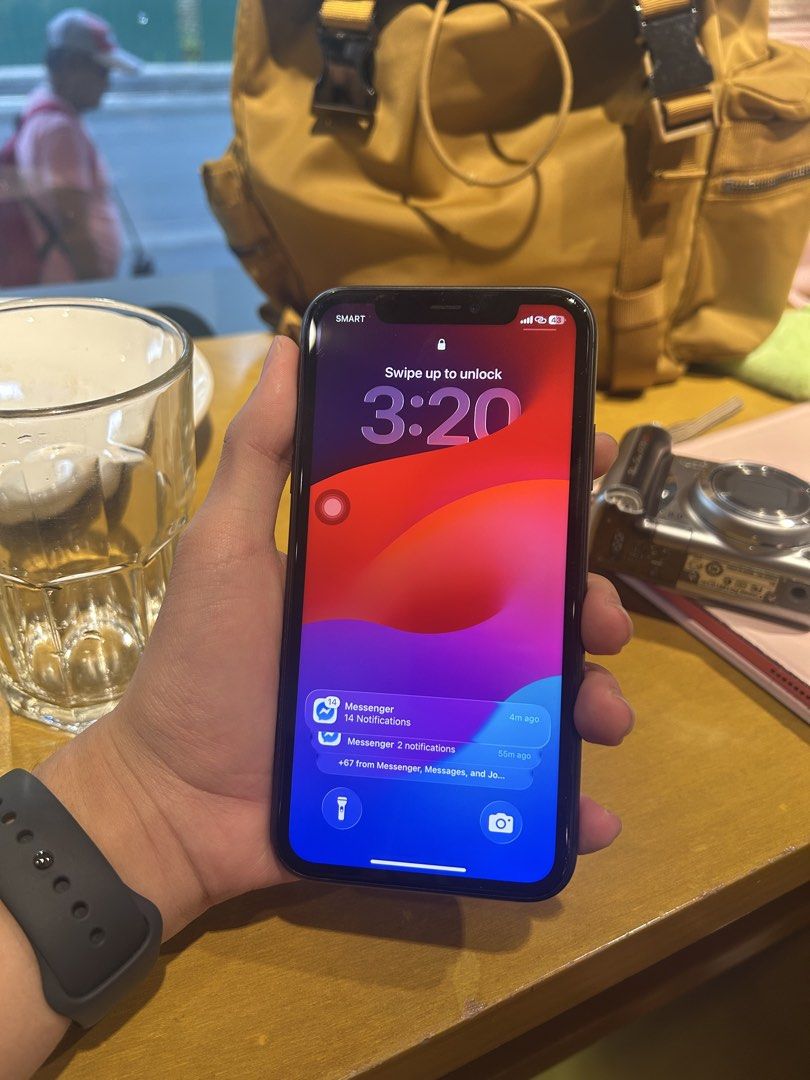 iPhone 11 Black 128GB (Category: iPhone 11 Series) located in Manila. Submitted by luckytree-cd4d38 (Listing ID 1467036889, Image 2). Description: Price: ₱11,500 (slightly negotiable) • 128GB storage • Black color • 85% battery health • Very good condition, no scratches or dents • I barely used it — mainly kept as a backup phone • Well taken care of Selling because I barely use it anymore. No issue with the physical condition. Perfect for anyone 