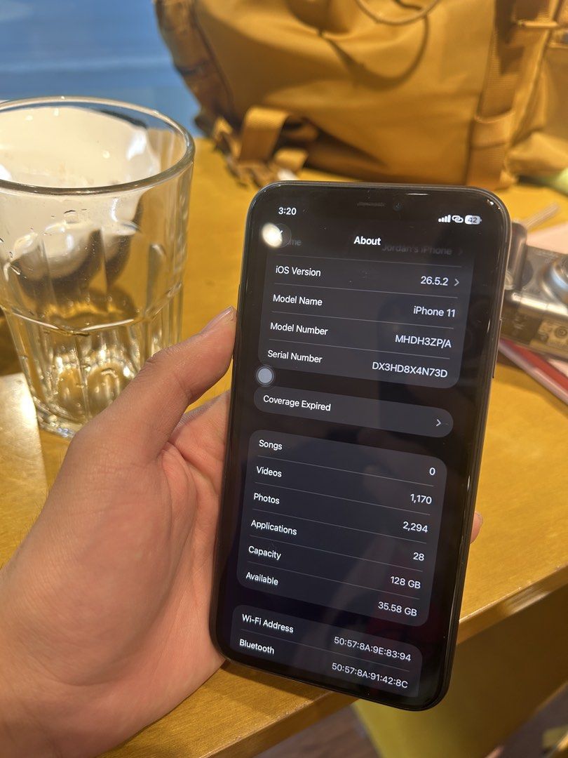iPhone 11 Black 128GB (Category: iPhone 11 Series) located in Manila. Submitted by luckytree-cd4d38 (Listing ID 1467036889, Image 3). Description: Price: ₱11,500 (slightly negotiable) • 128GB storage • Black color • 85% battery health • Very good condition, no scratches or dents • I barely used it — mainly kept as a backup phone • Well taken care of Selling because I barely use it anymore. No issue with the physical condition. Perfect for anyone 