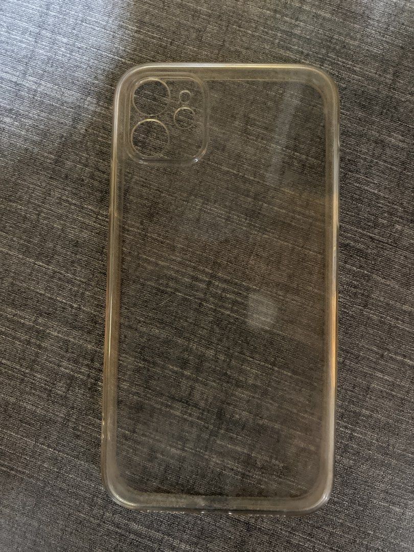 iPhone 11 Clear Phone Case (Category: Cases & Sleeves) located in Manila. Submitted by j9e0fri_2025 (Listing ID 1467017821, Image 1). Description: -perfect fit to iPhone11 -perfect condition -no scratches or marks -can place papers behind the case for design.