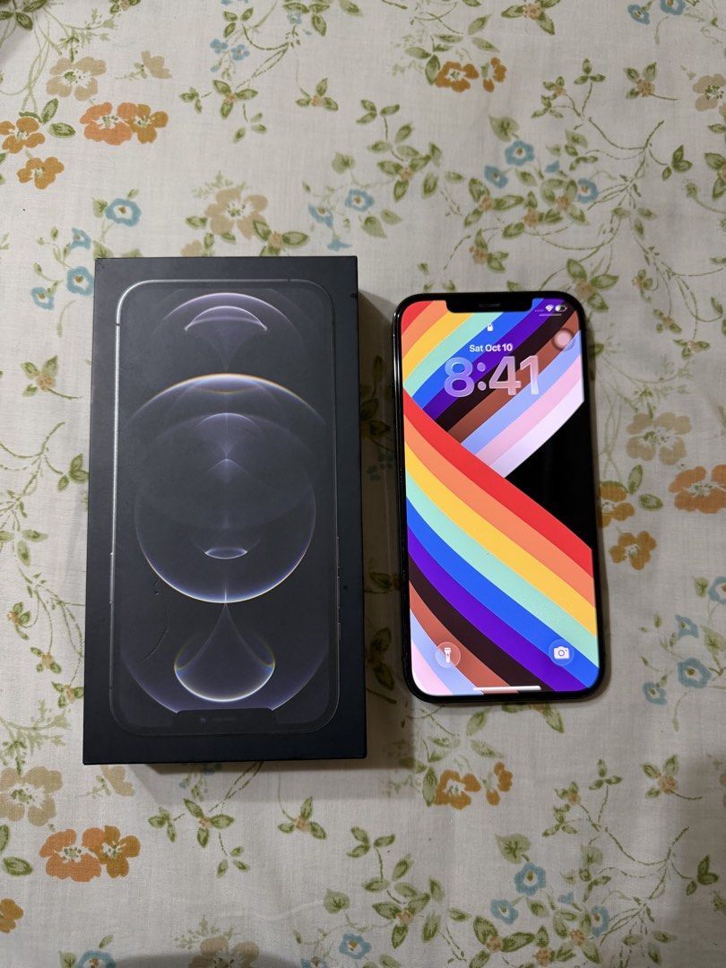 Iphone 12 Pro Max (Category: iPhone 12 Series) located in Bulacan. Submitted by richelleregala (Listing ID 1467103153, Image 3). Description: RFS: Hindi na nagagamit. 80% Battery Health 128 GB Makinis pa!!! .