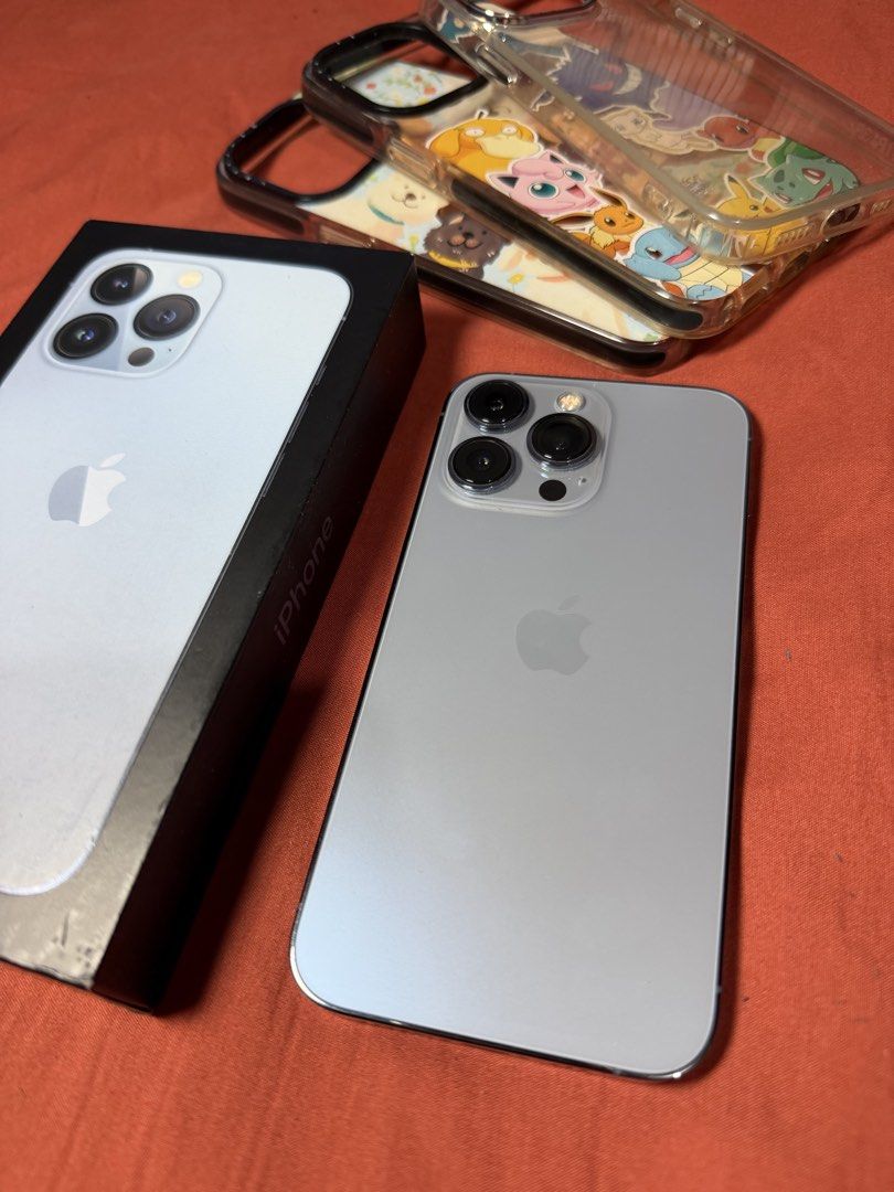 iPhone 13 Pro 256gb (Category: iPhone 13 Series) located in Pasay City. Submitted by sydneylouise2012 (Listing ID 1466972185, Image 2). Description: Iphone 13 Pro Sierra Blue 256gb No issues at all With box only Sobrang ingat ng gumamit - no dents BH 77% Sim card - no restrictions Openline RFS: upgrade.