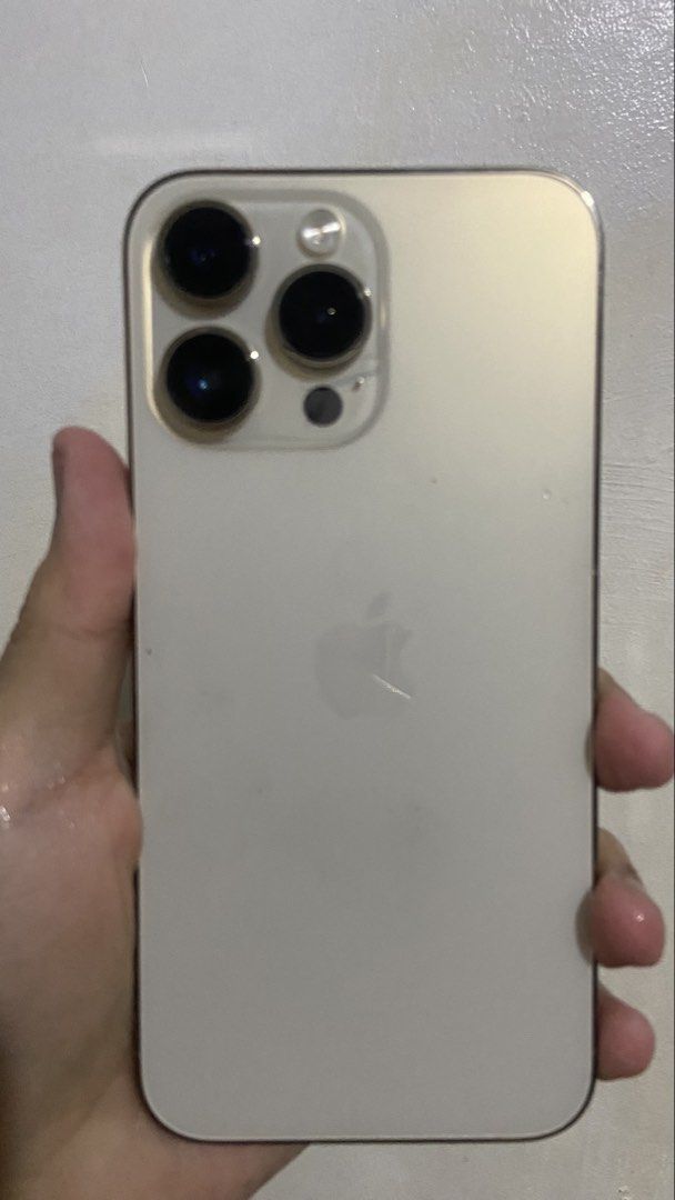 IPHONE 14 PROMAX (Category: iPhone 14 Series) located in Caloocan City. Submitted by billyyyla (Listing ID 1467162284, Image 2). Description: IPHONE 14 PROMAX 128GB 78% BH ANYSIM/FU TRUE TONE AND FACE ID WORKING ALL BUTTON WORKING ISSUE: LCD REPLACED BUT OLED INCLUSION: CHARGER LADY OWNED 24999 Qc t.sora.