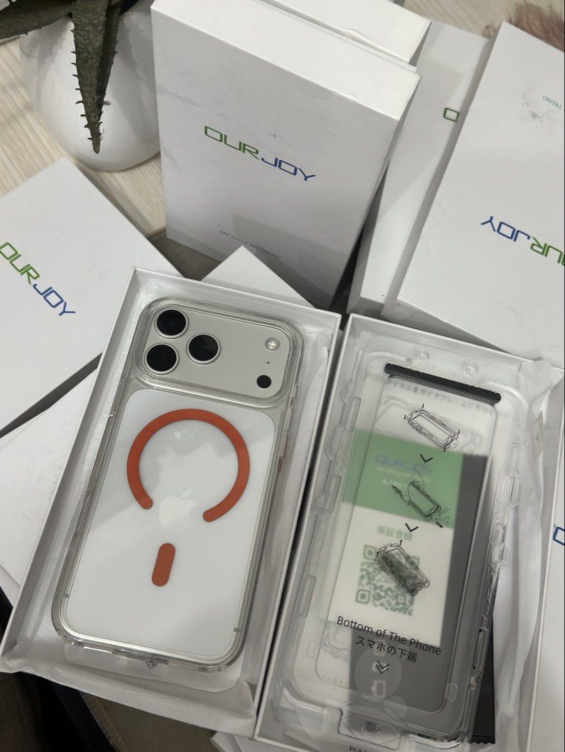 iPhone 17/18 pro & 17/18promax Casw (Category: Cases & Sleeves) located in Quezon City. Submitted by misislee04 (Listing ID 1467149619, Image 2). Description: 📱 IPHONE ACCESSORIES SALE! 🔥 💥 MURANG-MURA NA — RESELLER PRICE! 💥 ✨ iPhone 17/18 Pro & Pro Max Phone Case + Tempered Glass 📦 BNEW • Sealed/Boxed 💸 ₱399 ONLY! ✨ WiseeLAB HD Tempered Glass — 2 PACK 📦 Brand New • Sealed in Box 💸 ₱299 ONLY! Sulit na sulit! Perfect for personal use or pa