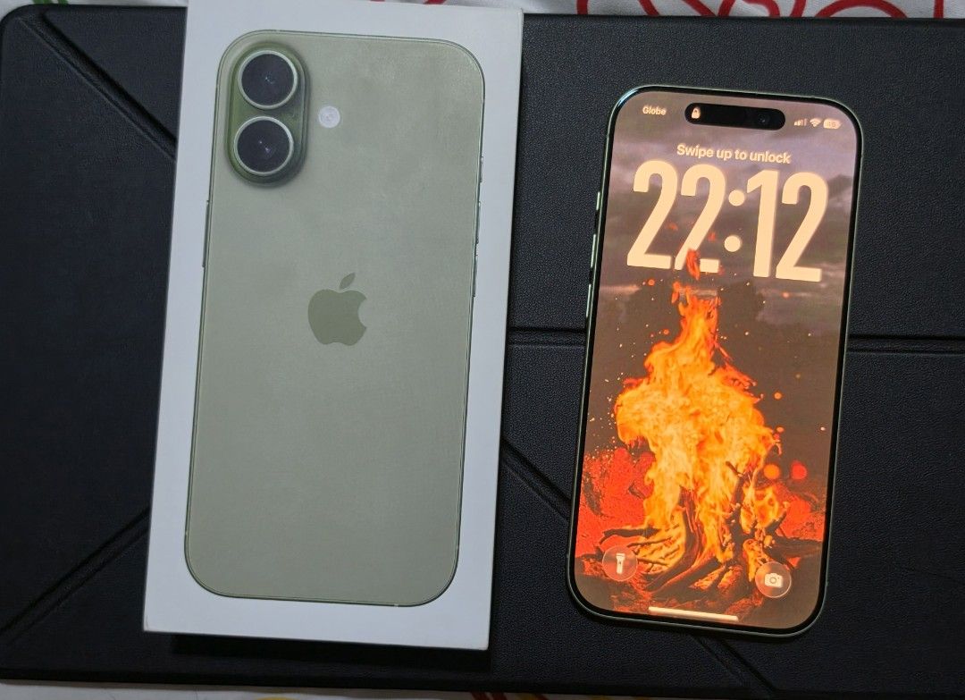 iPhone 17 256 gb Sage (Category: iPhone 17 Series) located in Marikina City. Submitted by munchkincat (Listing ID 1467123461, Image 2). Description: iPhone 17 in Sage - Condition: Like new, screen with zero scratches; with camera protector. No scratches at all - 4mos old only, barely used. Still under warranty until May 28, 2027 - Used as an extra phone. - Inclusions: Original retail box, USB-C charging cable (never been used), SIM ejector tool, 