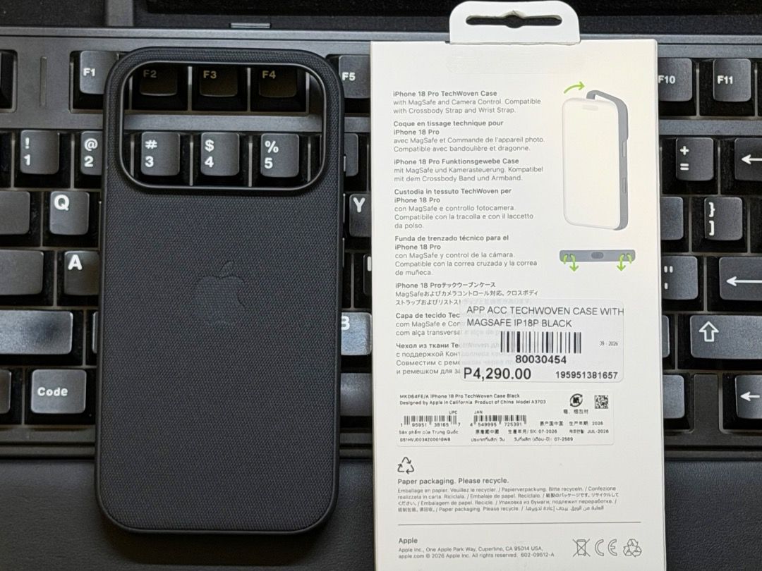 iPhone 18 Pro 17 Pro Techwoven Case Black Original Apple With Receipt (Category: Cases & Sleeves) located in Quezon City. Submitted by dreeeeeeee (Listing ID 1467077055, Image 3). Description: * Less than a week used * For iPhone 17 Pro or 18 Pro only * Original, I can provide soft copy of the receipt * Near LRT 2 Gilmore Station (condo lobby) po for Lalamove, Grab, or pickup.