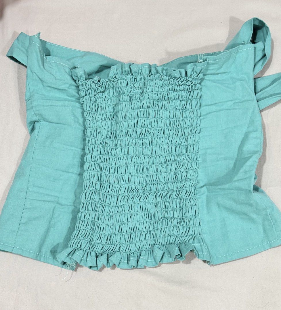 Isa the Label Elena top in teal (Category: Others Tops) located in Pasig City. Submitted by fawnbelle (Listing ID 1467075472, Image 2). Description: xs-s rfs: too small for my bust ><.