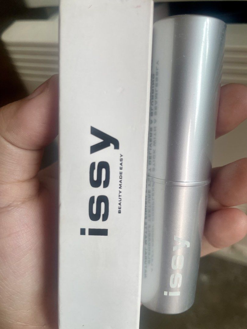 Issy Skin Stick in Sand Sealed New (Category: Makeup) located in Rizal. Submitted by massivedecluttering (Listing ID 1467014971, Image 1). Description: .
