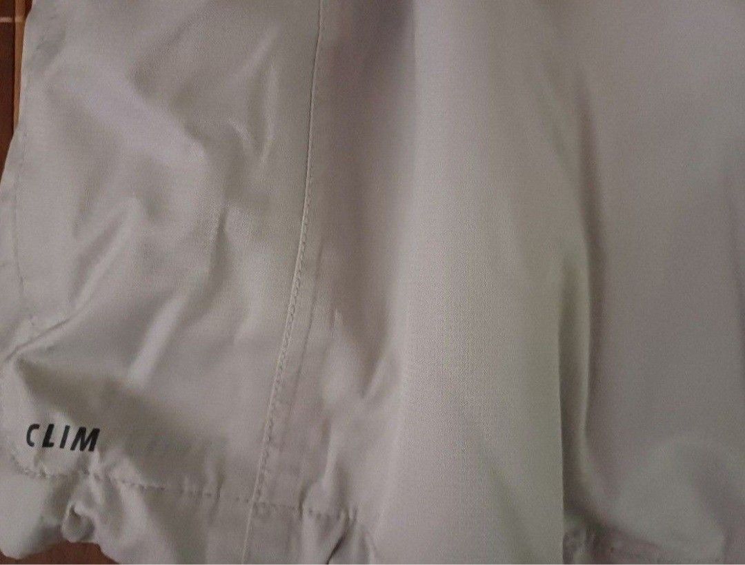 JACKET （分類：外套及戶外衣服）位於 Hong Kong。 由 brianmax 提交（商品編號 1467029709，圖片 7）。簡介： GOOD CONDITION。