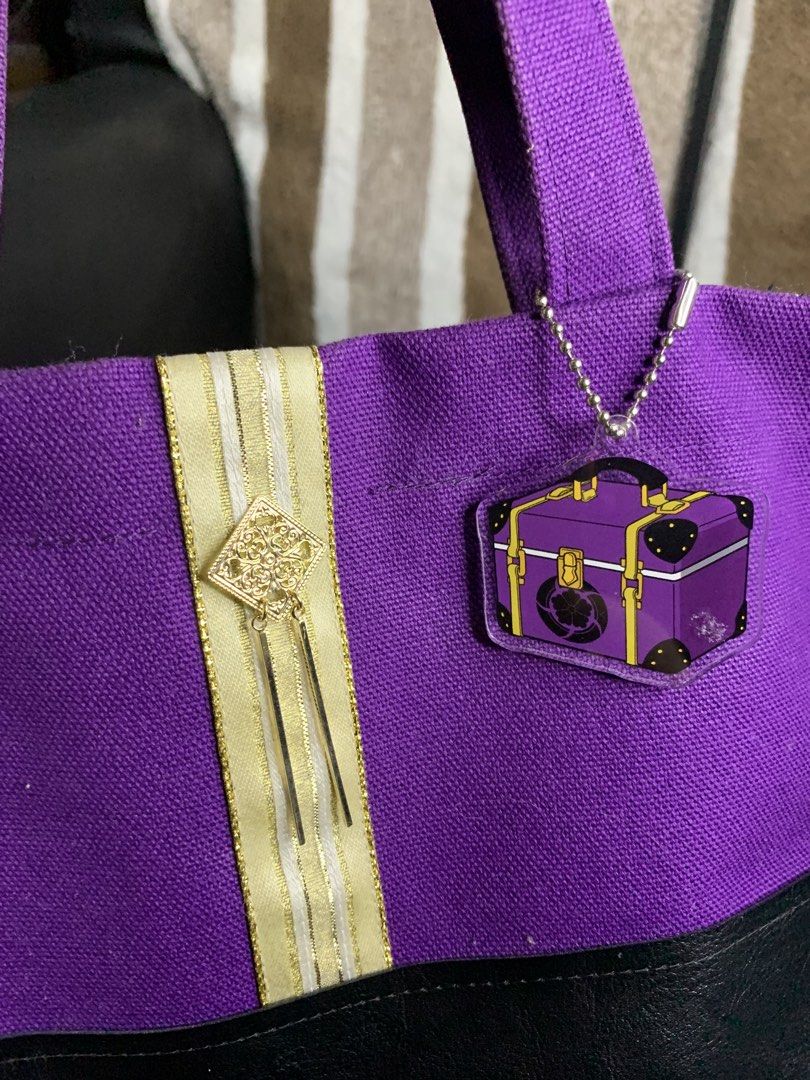 Japan bnew small handbag (Category: Tote Bags) located in Cabanatuan. Submitted by mjluxxejapan (Listing ID 1467123567, Image 2). Description: Fixed price makapal matibay bnew cond approx 13”x7” mganda quality .