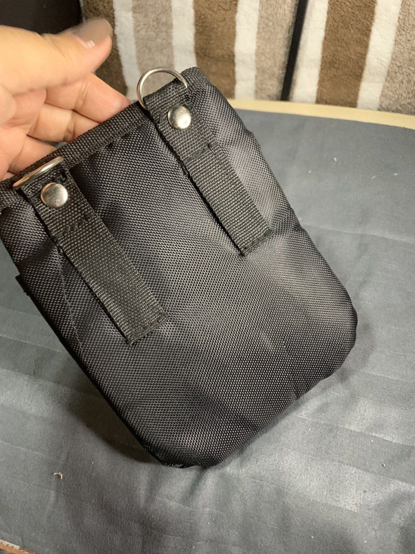 Japan canvas tool pouch (Category: Belt bags, Clutches and Pouches) located in Cabanatuan. Submitted by mjluxxejapan (Listing ID 1467123937, Image 2). Description: Fixed price. approx 7”x5.5” meas. Kasya dn cp .matibay makapal quality .canvas material pwede lagyan sling strap .
