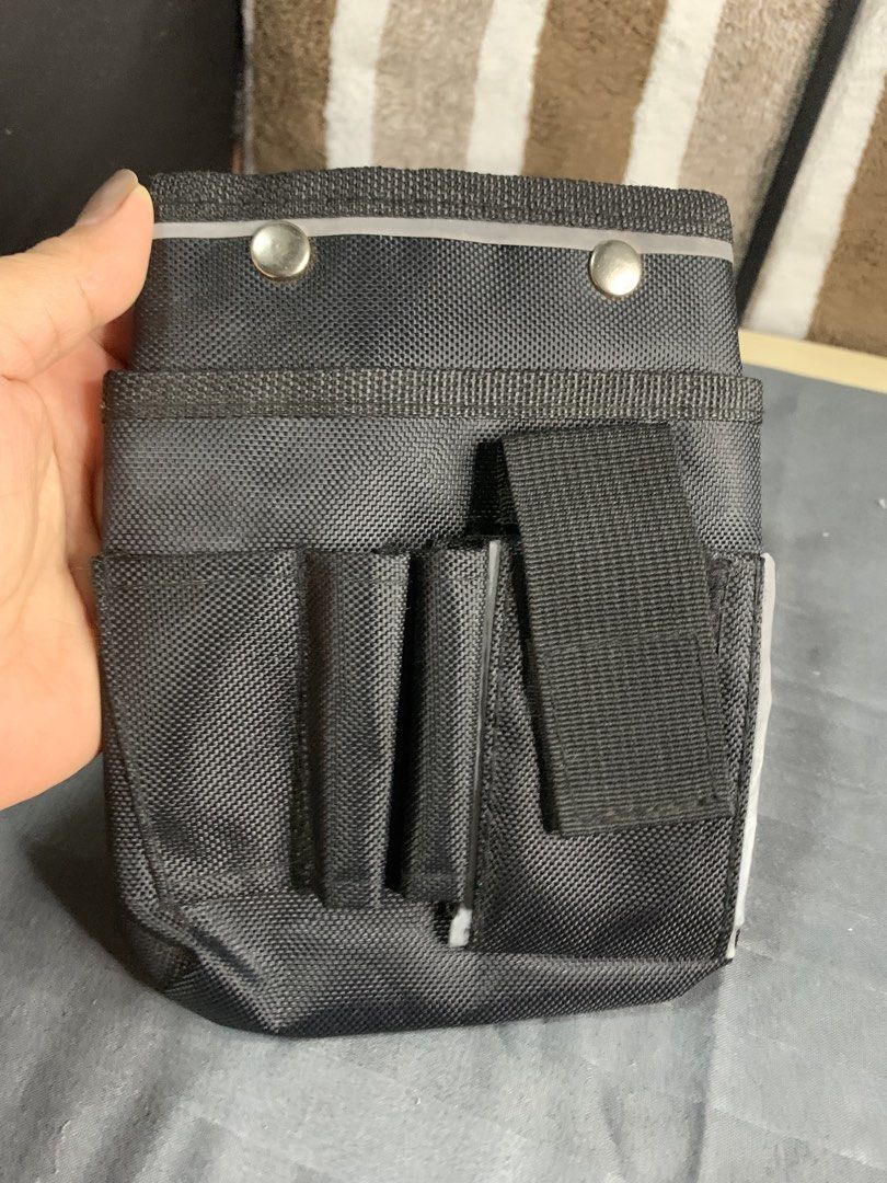 Japan canvas tool pouch (Category: Belt bags, Clutches and Pouches) located in Cabanatuan. Submitted by mjluxxejapan (Listing ID 1467123937, Image 1). Description: Fixed price. approx 7”x5.5” meas. Kasya dn cp .matibay makapal quality .canvas material pwede lagyan sling strap .