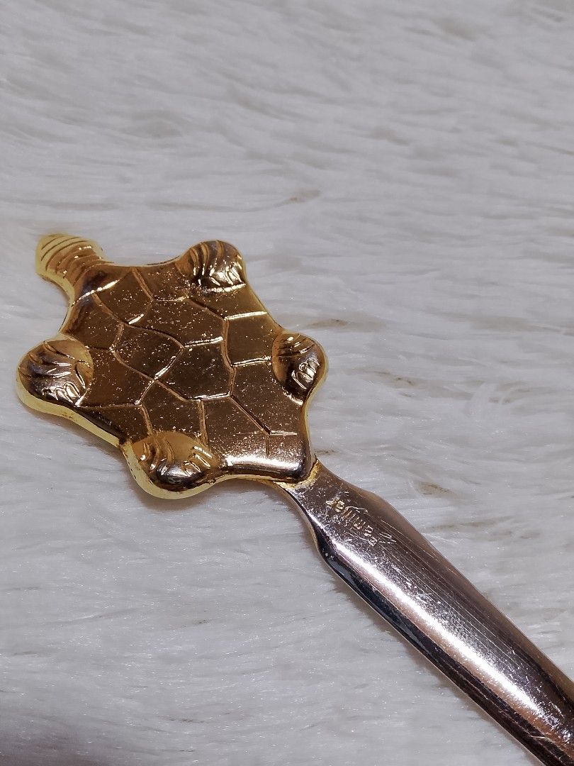 Japan made Paper knife (Category: Looking For) located in Manila. Submitted by jym008 (Listing ID 1467088579, Image 2). Description: vintage Japan made paper knife mabigat yung turtle 450+sf loc: manila.
