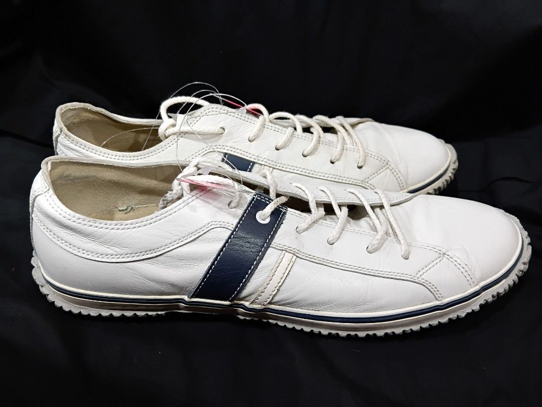 Japan Spingle Move Large (Category: Sneakers) located in Subic. Submitted by AnythingBrandedby_May (Listing ID 1466987537, Image 2). Description: Spingle Move Japan.