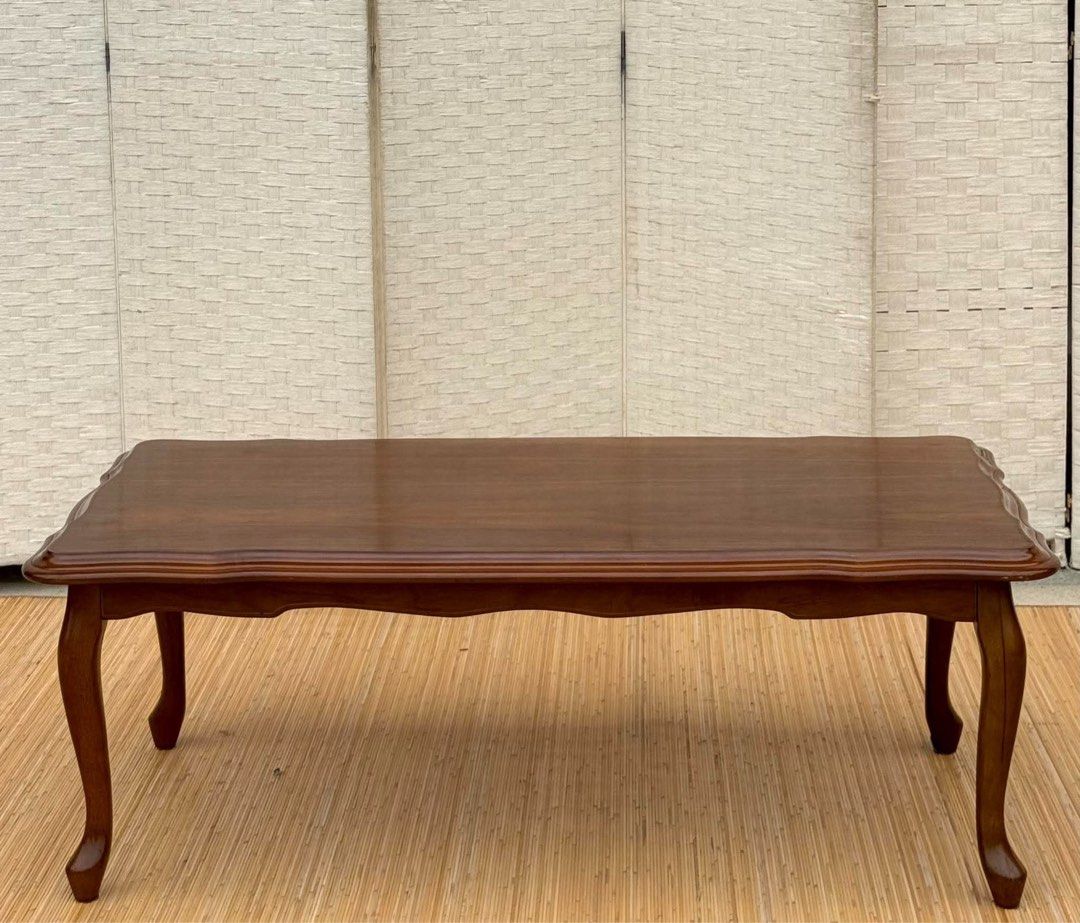 JAPAN SURPLUS ELEGANT STYLE CENTER TABLE IN GOOD CONDITION (Category: Tables & Sets) located in Manila. Submitted by hfjapansurplus (Listing ID 1466980286, Image 1). Description: .