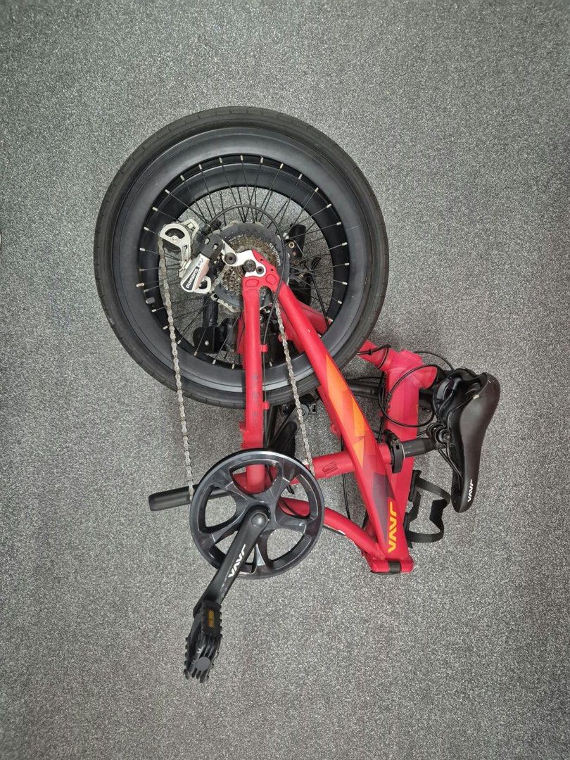JAVA Folding Bicycle Red (Category: Bicycles) located in Singapore. Submitted by vxxxnessa (Listing ID 1467156558, Image 2). Description: foldable bike new .