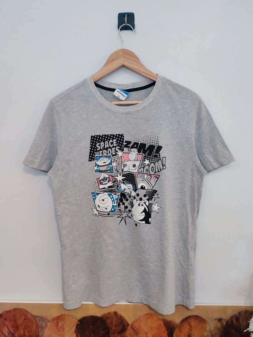 Jeanswest x Disney Pixar Tee (Category: Tshirts & Polo Shirts ) located in Ibajay. Submitted by trendholicrepublique (Listing ID 1466975632, Image 1). Description: Jeanswest x Disney Pixar Tee 159 Php Color Rate 9.8/10 Large On Tag (women's) Very Good to Excellent Condition.