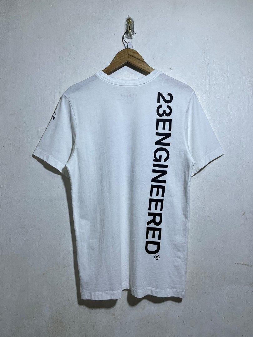 JORDAN 23 ENGINEERED SHIRT (Category: Tshirts & Polo Shirts ) located in Dumaguete. Submitted by kingepoy (Listing ID 1467145396, Image 3). Description: Small Width 19.5 / Length 28 Excellent Condition No issues.