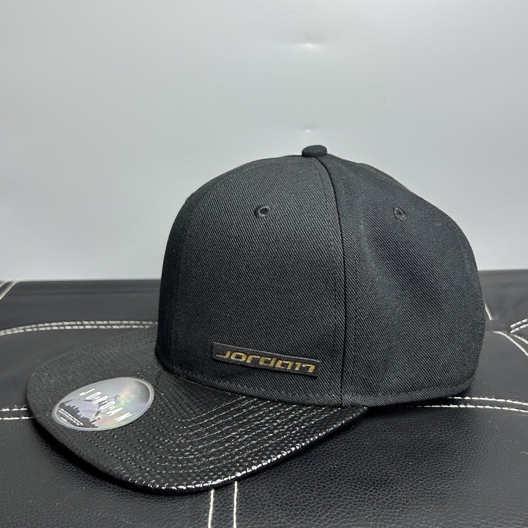 JORDAN RETRO COPPER SNAPBACK HAT (Category: Caps & Hats) located in Bacolod City. Submitted by thrifth_to_the_gems (Listing ID 1467107620, Image 2). Description: JORDAN RETRO COPPER SNAPBACK HAT ONE SIZE EXCELLENT TO AS NEW CONDITION 10/10 OVER ALL AUTHENTIC/LEGIT NO ISSUE.