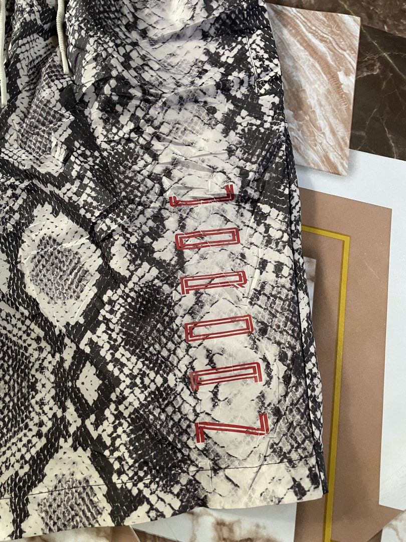 JORDAN SNAKESKIN (Category: Shorts) located in Quezon. Submitted by thriftedbyandie (Listing ID 1467035105, Image 3). Description: 550 PLUS SF CAN SHIP (MONDAY TO TUESDAY ) .