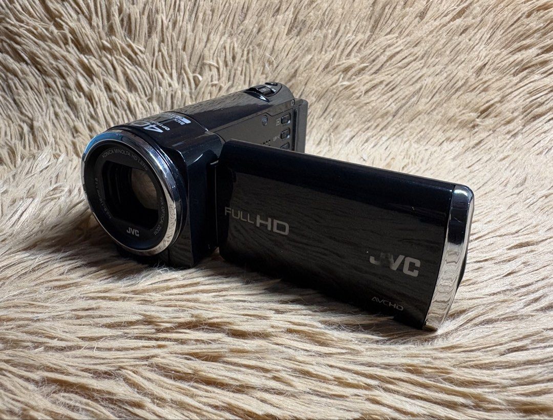 JVC Everio GZ-E139-B 8GB Camcorder (Category: Video Cameras) located in Caloocan City. Submitted by ivandave09 (Listing ID 1467064103, Image 1). Description: JVC Everio GZ-E139-B 8GB Camcorder - Good working condition - Fully functional - Ready to use - Clear LCD - Clean lens - With original battery, original charger and everio camcorder bag. - AVCHD full HD - 1920x1080 output - 40x optical zoom - Back illuminated CMOS - HDMI - 8GB internal memor