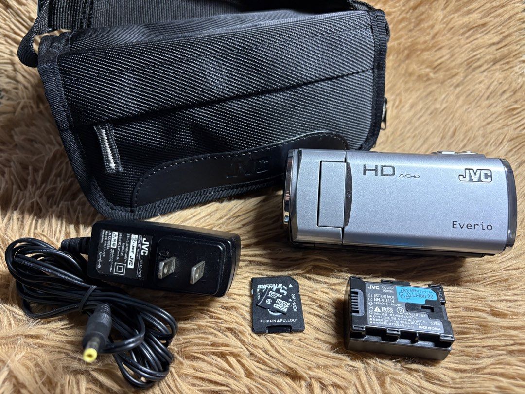 JVC Everio GZ-HM190-S Camcorder (Category: Video Cameras) located in Caloocan City. Submitted by ivandave09 (Listing ID 1467062655, Image 3). Description: JVC Everio GZ-HM190-S Camcorder - Good working condition - Fully functional - Clear LCD - Clean lens - With battery, SD card, original charger and JVC camcorder bag. - AVCHD full HD - 1920x1080 output - 40x optical zoom - Touchscreen - HDMI - Dual SD/SDHC/SDXC card slot - Photo/video Please sea