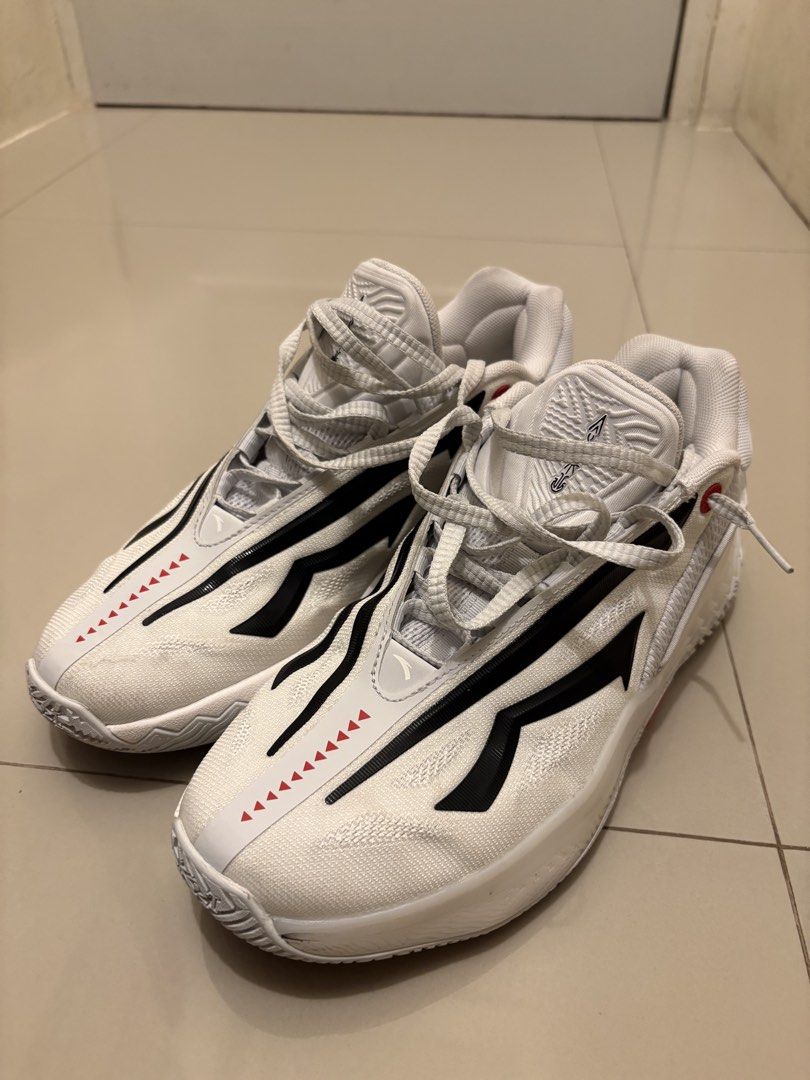 KAI SPEED 2 (Category: Casual Shoes) located in Manila. Submitted by gdpreloveditems (Listing ID 1467112277, Image 1). Description: SIZE 10 WITH BOX LIKE NEW NO ISSUE SAN JUAN CITT.