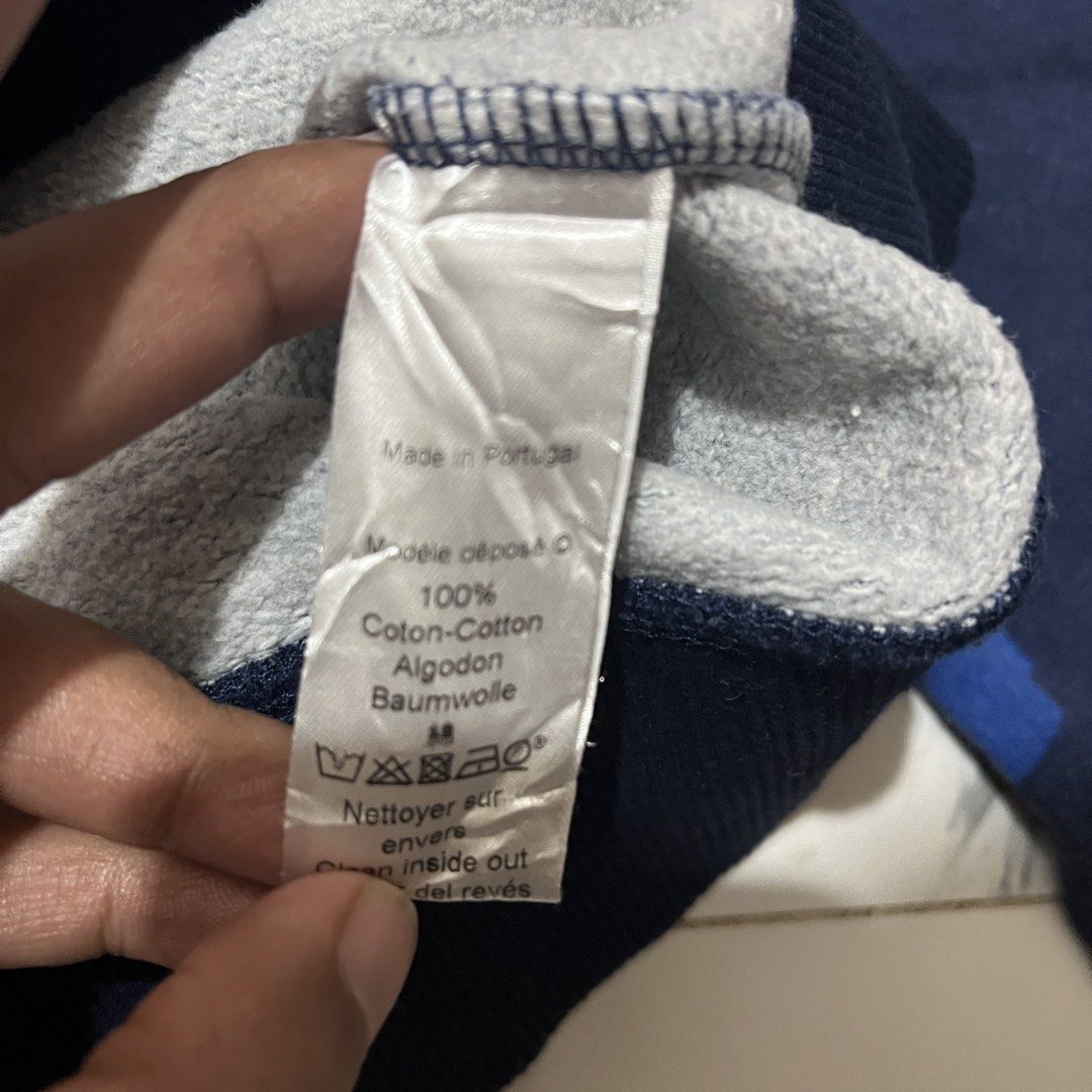 Kenzo Paris (Category: Hoodies) located in Bacoor. Submitted by manonghits_2000 (Listing ID 1467137495, Image 2). Description: Kenzo Paris 21x28 Excellent No Issue.