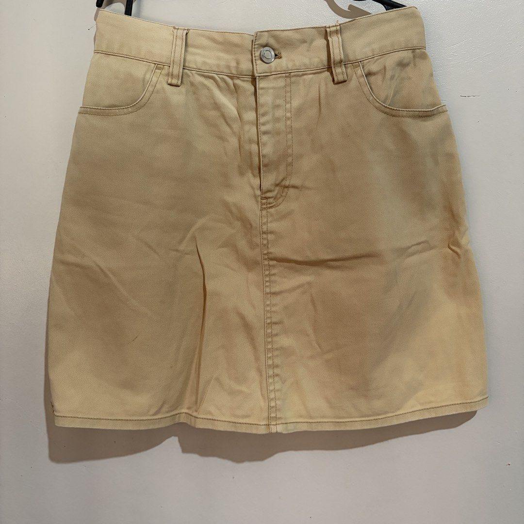 Khaki Denim Skirt (Category: Skirts) located in Manila. Submitted by serra_shop (Listing ID 1467033215, Image 1). Description: Khaki Denim Skirt Waist:26-31 inch Length: 45cm Location: Pampanga Courier: J&T.