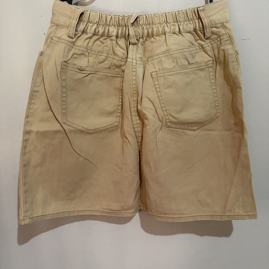 Khaki Denim Skirt (Category: Skirts) located in Manila. Submitted by serra_shop (Listing ID 1467033215, Image 3). Description: Khaki Denim Skirt Waist:26-31 inch Length: 45cm Location: Pampanga Courier: J&T.