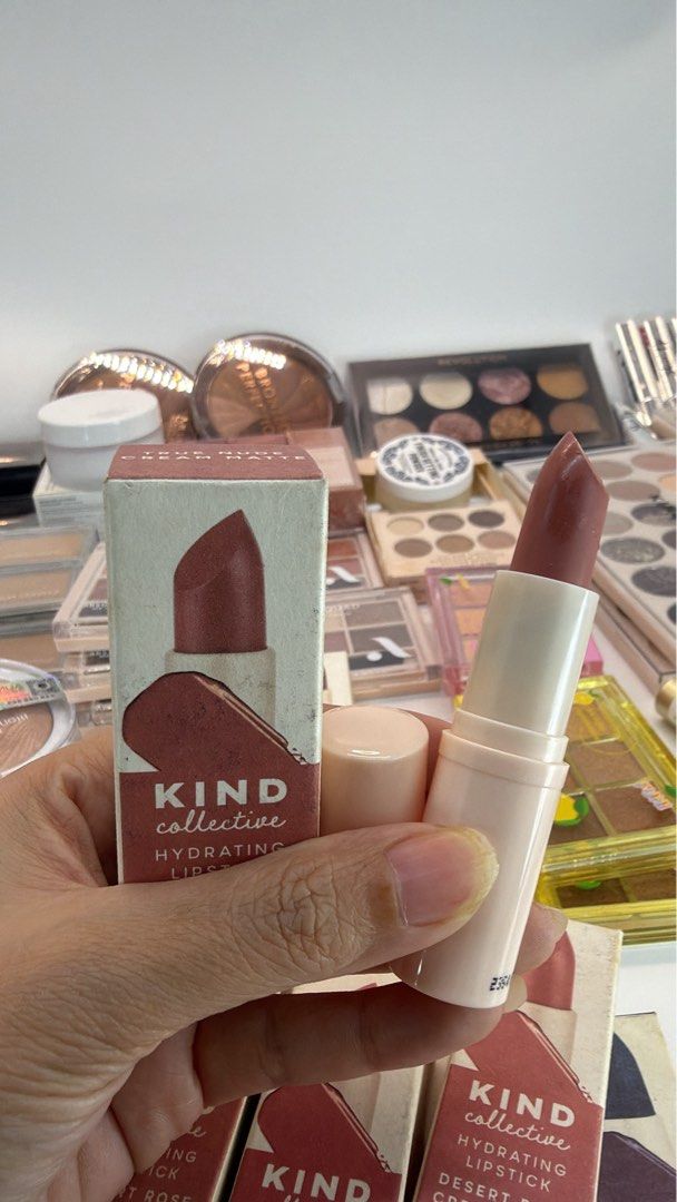 Kind Collective Hydrating Lipsticks (Category: Makeup) located in Bulacan. Submitted by karisma_noverra (Listing ID 1464446974, Image 2). Description: Per piece Stain on the box.