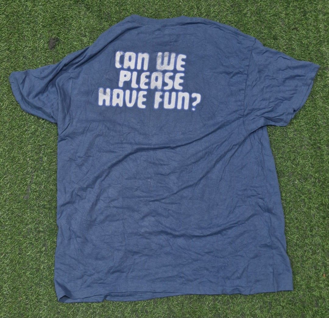 King of leon (bandtee) (Category: Tshirts & Polo Shirts ) located in Pili. Submitted by the_g_thrift (Listing ID 1467102611, Image 2). Description: xl on tag dimes: 23.5 x 31 minimal hairline crack.
