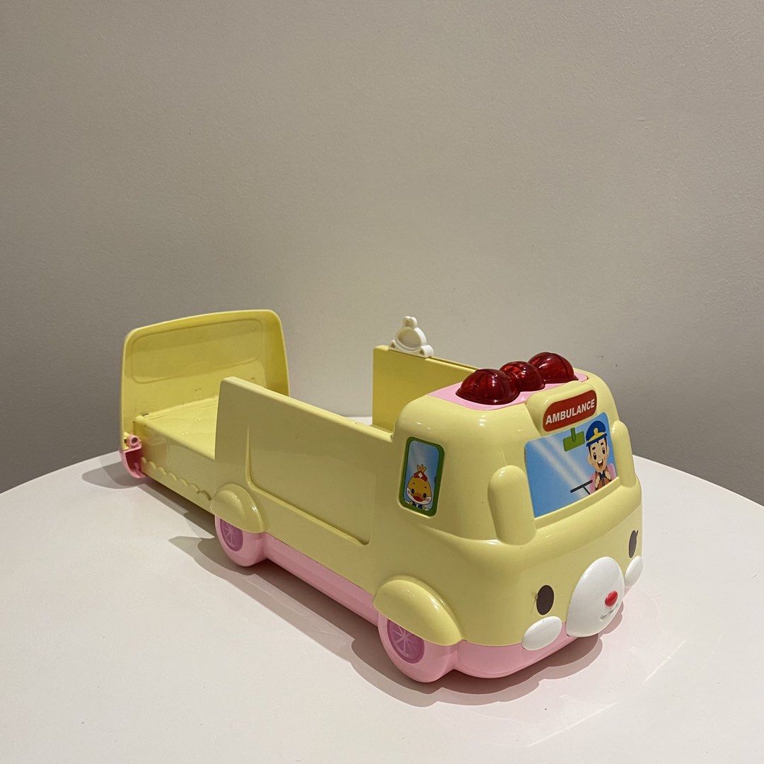 Kong Suni 119 Hospital (Category: Kids Toys) located in San Pedro. Submitted by jellybean.co (Listing ID 1467100751, Image 3). Description: .
