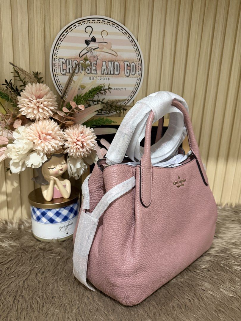 K@TE SPADE DUMPLING SMALL SATCHEL (Category: Cross-body Bags) located in Cabanatuan. Submitted by chooseandgo (Listing ID 1467092904, Image 3). Description: AVAILABLE, FRESH FROM THE ✈️ 🌸 K@TE SPADE DUMPLING SMALL SATCHEL🌸 - Dusk Rose and Warm Ginger See photos for inclusions (Tag, and poly plastic) -------------------------------------------------- • PINAS ONAHD NA PO(Shipping via LBC) • 💯Guaranteed Original/Authentic, Money back guaranteed i
