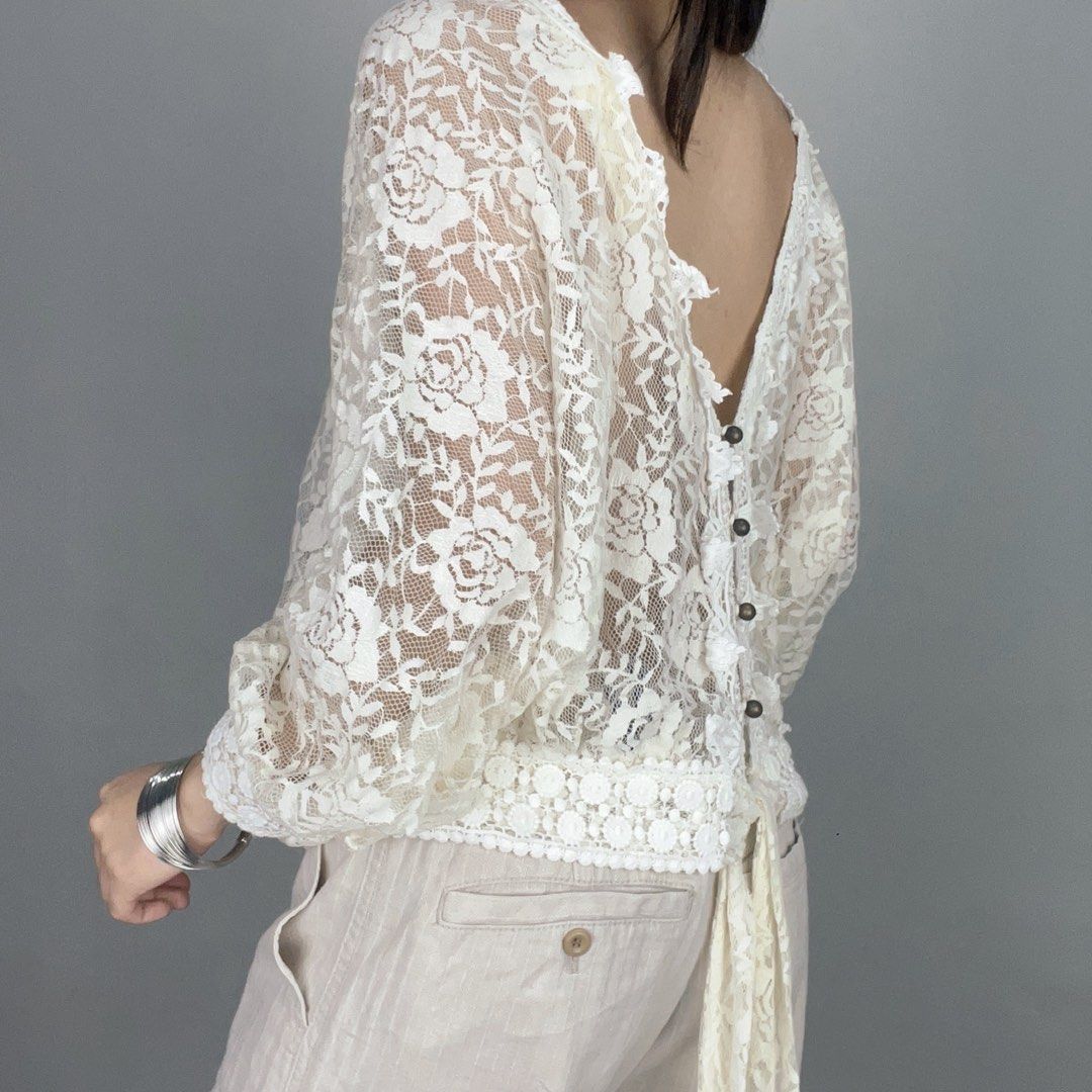 lace longsleeve self tie two ways top (Category: Longsleeves) located in Manila. Submitted by pabili.ph (Listing ID 1467140360, Image 3). Description: small to large L20".