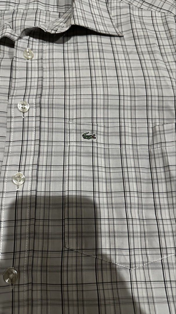 LACOSTE POLO (Category: Tshirts & Polo Shirts ) located in Manila. Submitted by urban.vintage (Listing ID 1467041691, Image 3). Description: ISSUE: NONE( NEED WASH ) MOP :GCASH ( NO COD ) SHIP VIA : LALAMOVE & J&T LOCATION : PASIG CITY LENGTH : 27 WIDTH : 21.