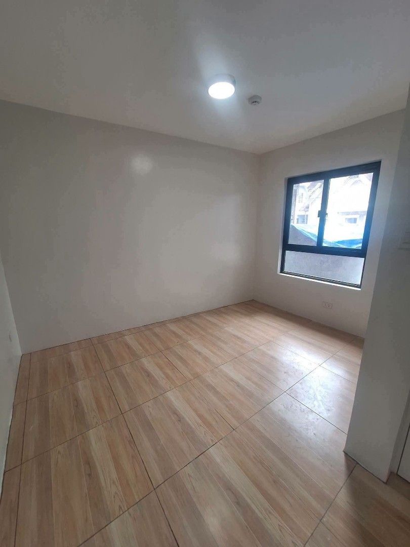 LAGUNA BELAIR 2 (Category: House & Lot) located in Caloocan City. Submitted by propertylistings_23 (Listing ID 1467039590, Image 3). Description: LAGUNA BELAIR 2 STA ROSA LAGUNA ‼️ HOUSE AND LOT FOR SALE ‼️ 📍Location: Laguna BelAir 2 Subdivision, Sta.Rosa City, Laguna (near Laguna Technopark, DLSU, Paseo De Sta Rosa, Nuvali) Lot Area: 104 sqm Usable Floor Area: 150 sqm approx. 2- storey, 4 Bedroom 2 Toilet and bath Newly renovated, fully extende