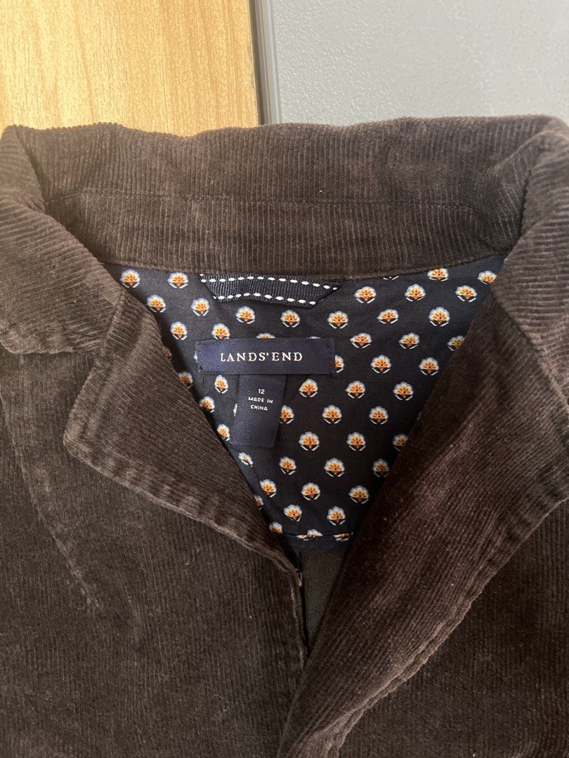 Lands' End Brown Corduroy Blazer Jacket Size 12 (Category: Coats, Jackets and Outerwear) located in Bulacan. Submitted by Domozz (Listing ID 1467028878, Image 2). Description: Length 25 Width 19 Women Small.