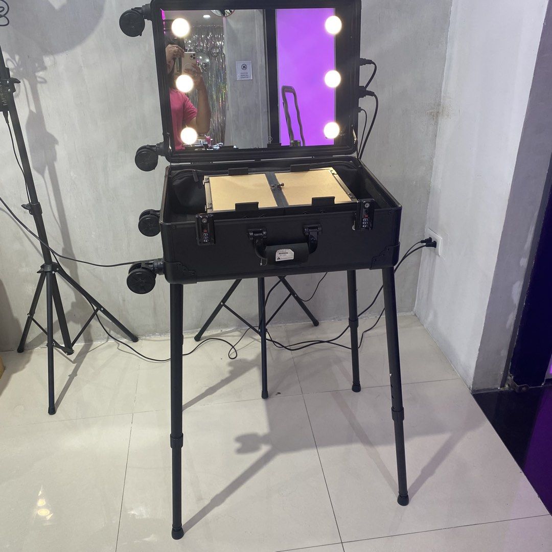 LC011 Plain Black-89744864 (Category: Makeup) located in Paranaque City. Submitted by gladkingphilippines (Listing ID 1467006187, Image 1). Description: .