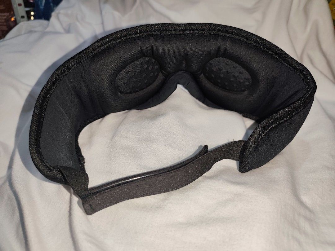 LC-Dolida 3D Sleep Mask with Bluetooth Wireless Headphones (Category: Headphones & Headsets) located in Taguig. Submitted by mmthriftshop.ph (Listing ID 1467160595, Image 3). Description: 😴 LC-Dolida 3D Sleep Mask with Bluetooth Wireless Headphones 🎧 💵 800.00 + SF ➡️ One Size Fits All ➡️ Type C USB charger ❌ NO COD/COP. ✅ Payment first policy. 🏷️ Like new condition and absolutely no issue. 📦 Shipping via Lalamove or J&T Express. 💳 Payment t