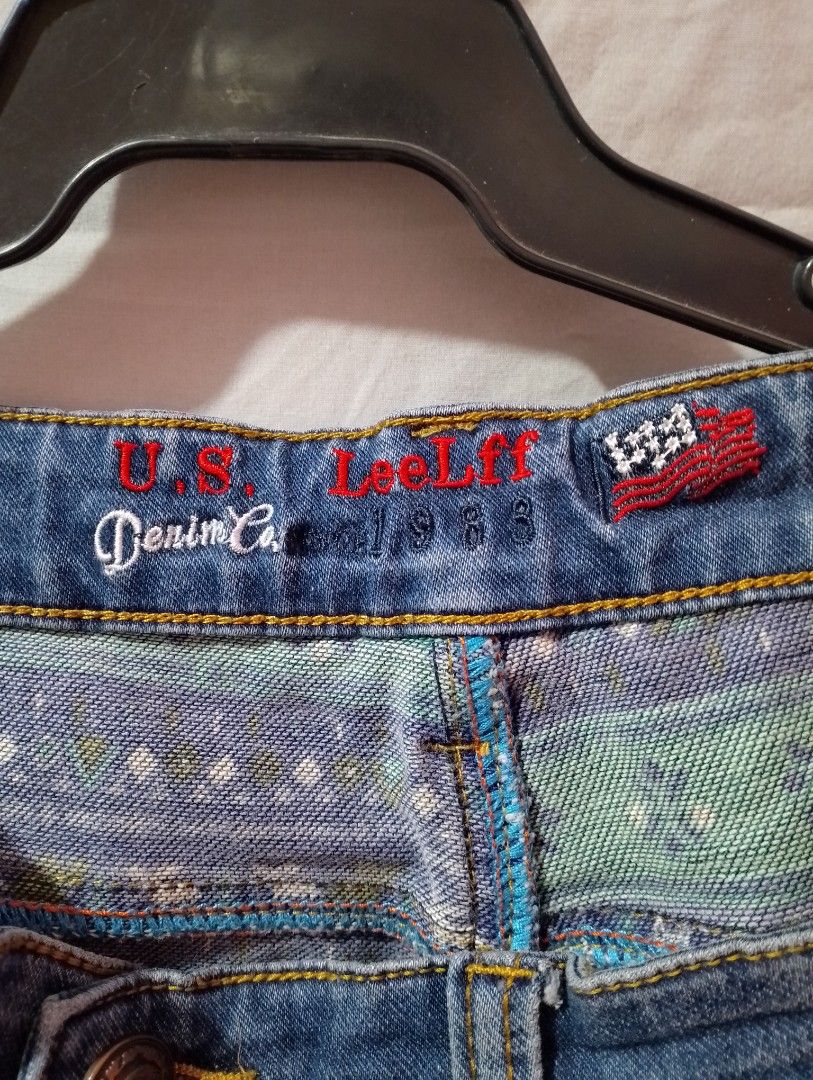 Lee Straight Cut Denim Jeans (Category: Jeans) located in Manila. Submitted by nievesolanna (Listing ID 1467040658, Image 3). Description: waist: 38 inches length: 38 inches 400 PESOS LOC: SAMPALOC, MANILA.