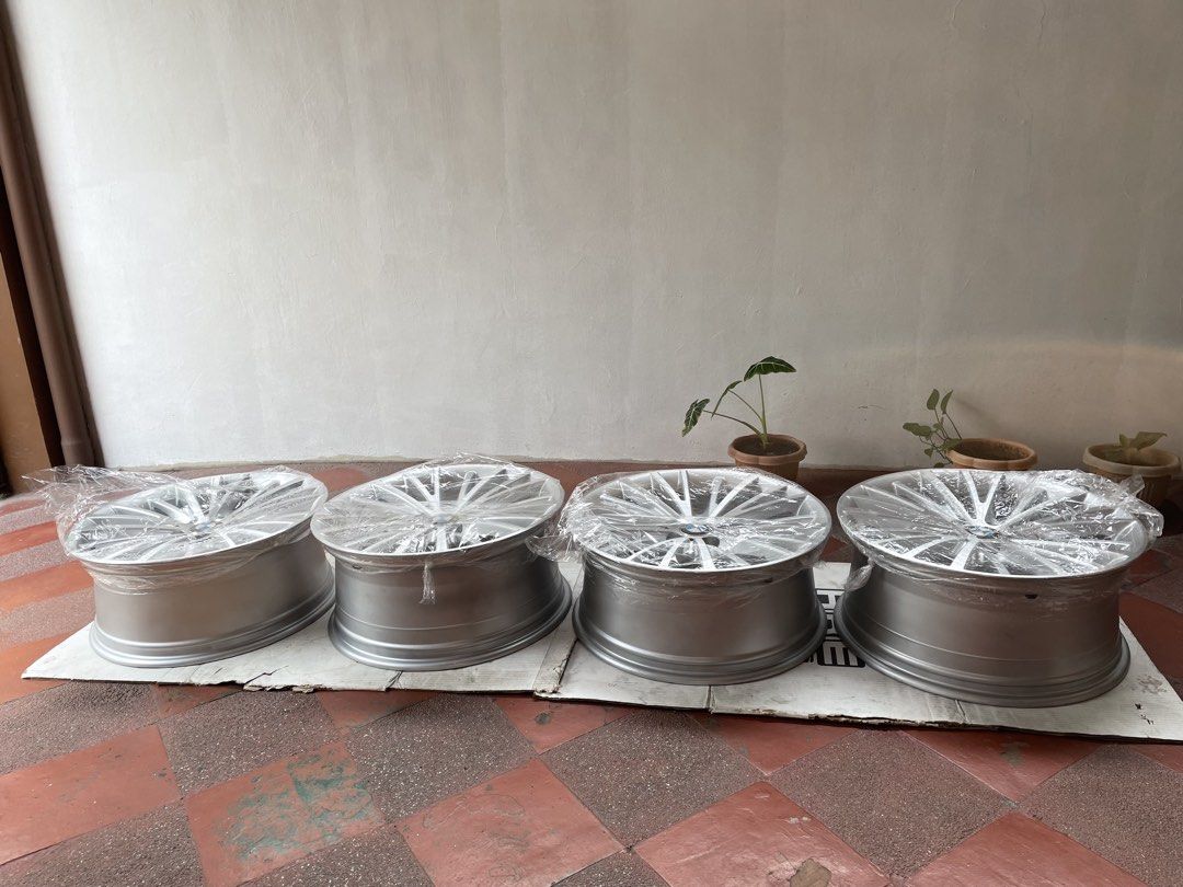 Legit BMW mags new. (Category: Mags and Tires) located in Las Pinas. Submitted by bg417 (Listing ID 1467025587, Image 1). Description: Set of mags only for BMW. Good brand new never been used. .