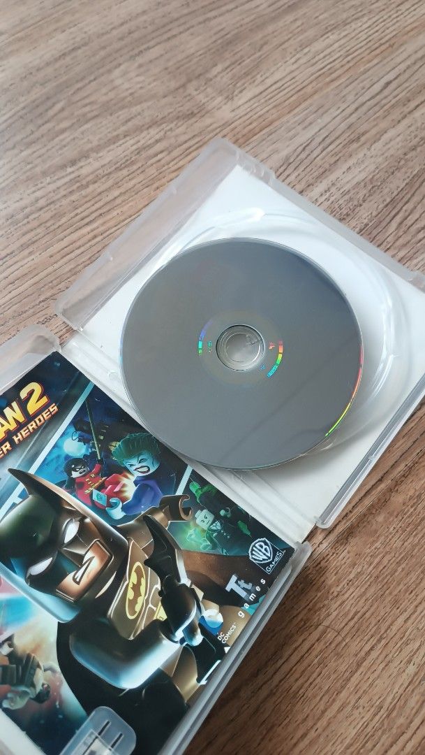 LEGO Batman 2: DC Super Heroes PS3 (Category: PlayStation) located in Quezon City. Submitted by jl_yu (Listing ID 1467030818, Image 3). Description: - Platform: PlayStation 3 (Greatest Hits Edition) - Includes: Original case, game disc, and manual booklet - Condition: Disc surface is clean and tested 100% working - Gameplay: Fun cooperative mode, perfect for LEGO and DC fans location: visayas ave QC O916-745-l866 pick up or shipping via lalamove.