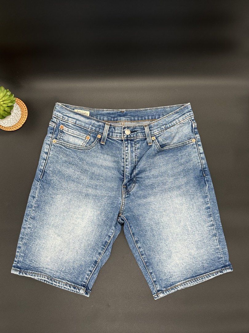 Levis 511 Big E Denim Shorts (Category: Shorts) located in Baguio. Submitted by .daryl (Listing ID 1467080430, Image 1). Description: 32-33 waist 18 length 9 leg opening .