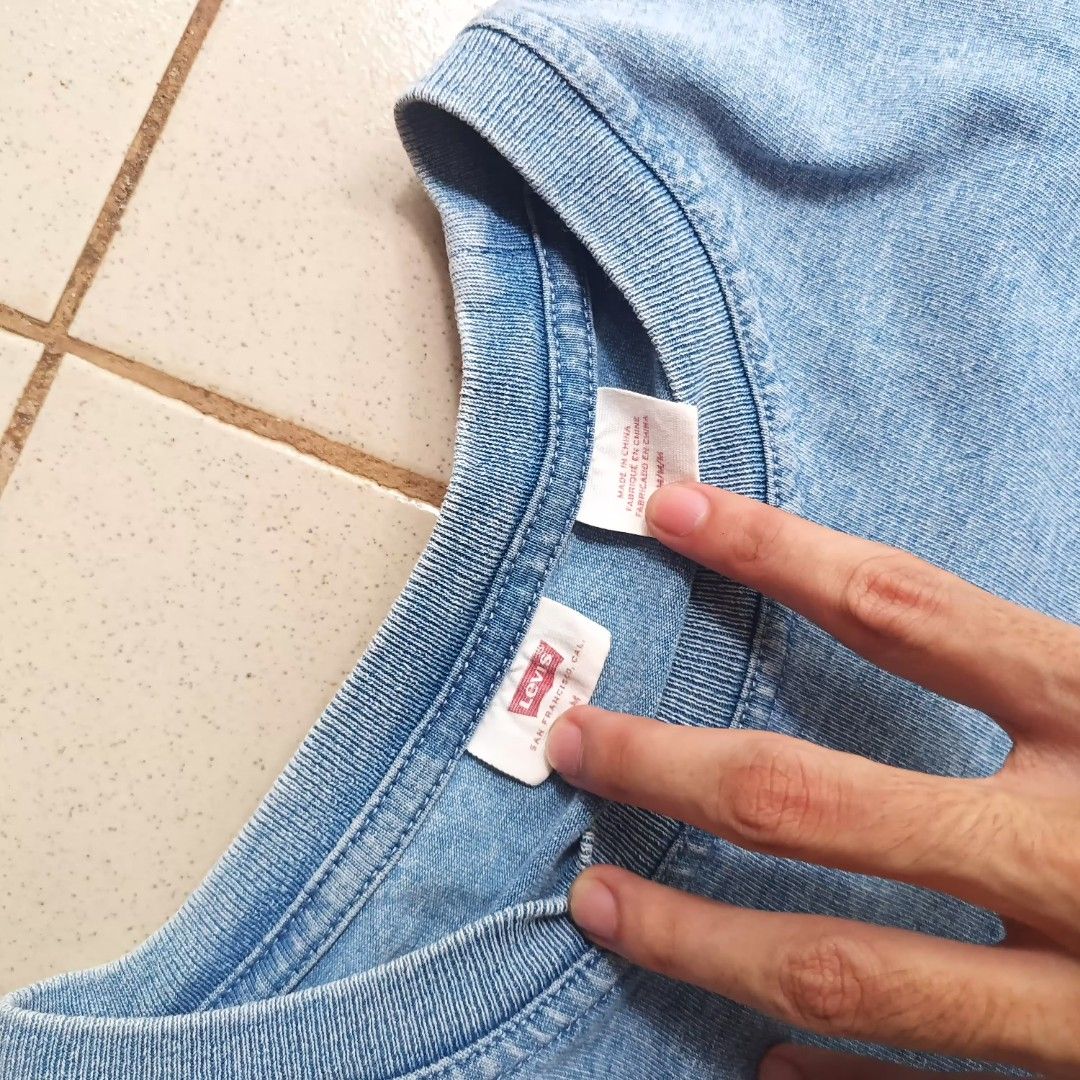 Levi's Acid Wash Shirt (Category: Tshirts & Polo Shirts ) located in Caloocan City. Submitted by jamesmiguelgggg (Listing ID 1467020879, Image 2). Description: Levi's Acid Wash Shirt Size Medium on tag Dimensions: Width: 21 inches Length: 28 inches Issue/s: none Condition: Excellent Mine: ₱490 + shipping fee GCash Payment only (PAYMENT FIRST) Courier: J&T or Lalamove Color may vary due to lighting..