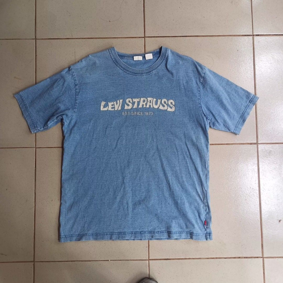 Levi's Acid Wash Shirt (Category: Tshirts & Polo Shirts ) located in Caloocan City. Submitted by jamesmiguelgggg (Listing ID 1467020879, Image 1). Description: Levi's Acid Wash Shirt Size Medium on tag Dimensions: Width: 21 inches Length: 28 inches Issue/s: none Condition: Excellent Mine: ₱490 + shipping fee GCash Payment only (PAYMENT FIRST) Courier: J&T or Lalamove Color may vary due to lighting..