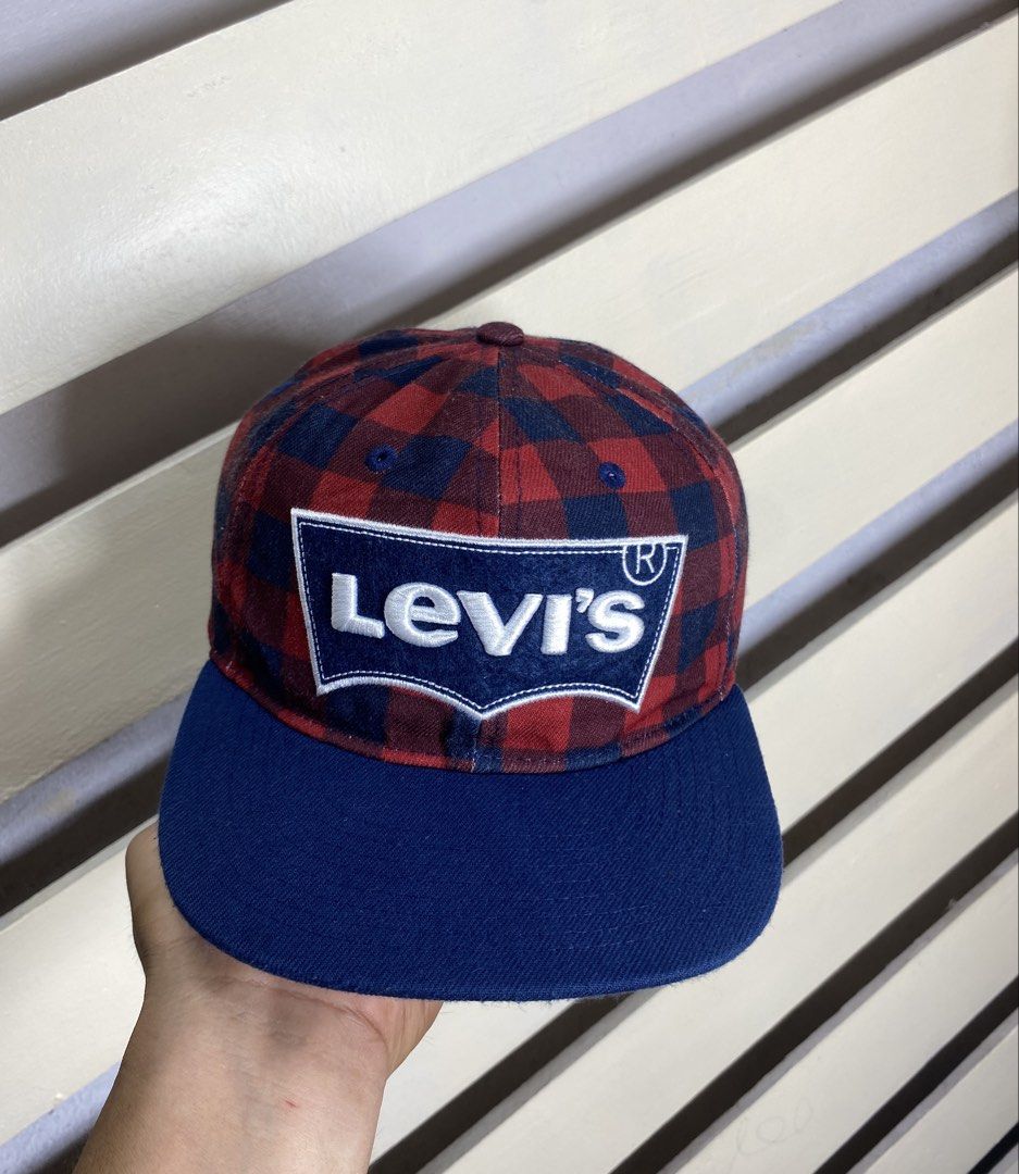 Levis cap (Category: Babies & Kids Fashion) located in Surigao. Submitted by ricsons (Listing ID 1467131448, Image 1). Description: May crack lang konti sa snap .