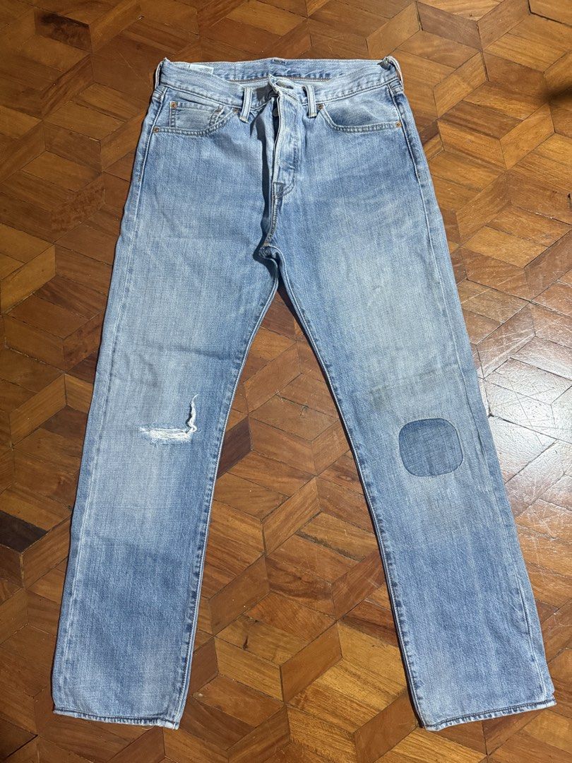 Levis pants jeans (Category: Jeans) located in Quezon City. Submitted by vinceco8 (Listing ID 1467142625, Image 1). Description: Size 30 Location: Qc.
