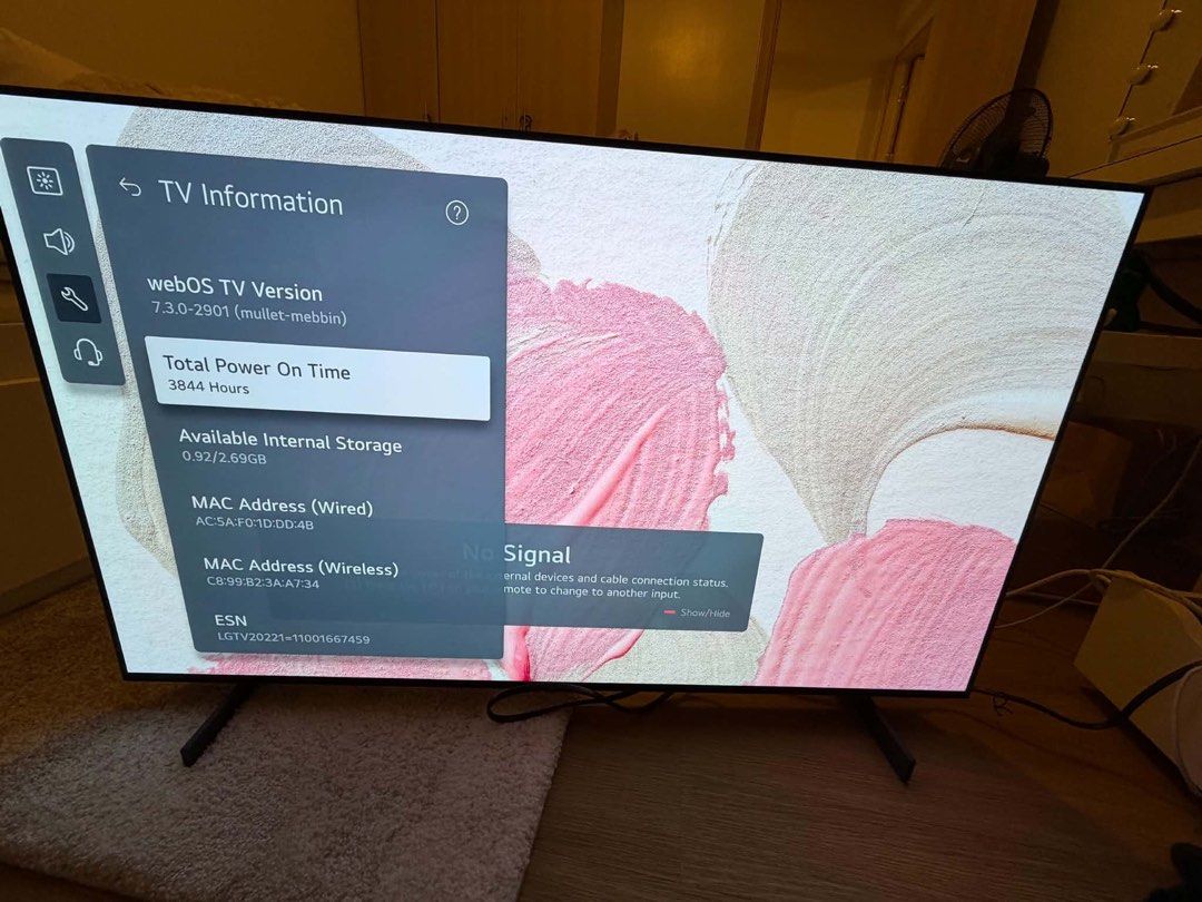 LG OLED TV - C2 42 inch (Category: TV) located in Quezon City. Submitted by iceprincess02 (Listing ID 1467066530, Image 1). Description: Key Features: * 42” 4K OLED Display * 120Hz Refresh Rate * Dolby Vision & Dolby Atmos * NVIDIA G-SYNC & AMD FreeSync * HDMI 2.1 — Perfect for PS5 and gaming * LG webOS Smart TV 📍 Location: Vertis North Quezon City RFS: Upgrade Serious buyers only. PM me for inquiries, actual photos, and more details! 😊.